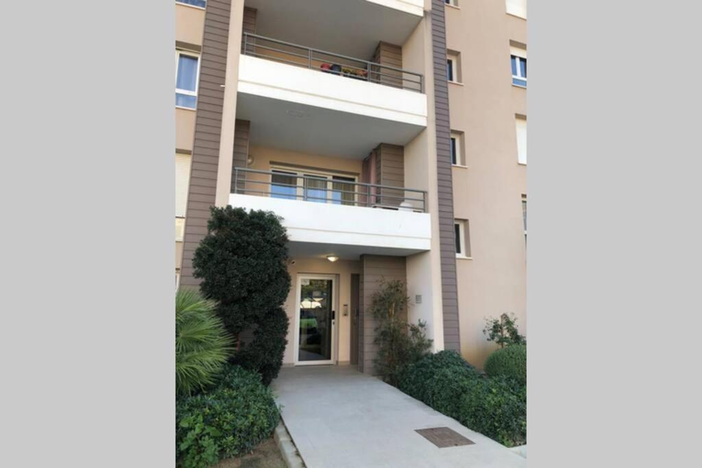 Joli T2 Recent 'Le Vivaldi' Apartment อฌักซิโอ้ ภายนอก รูปภาพ